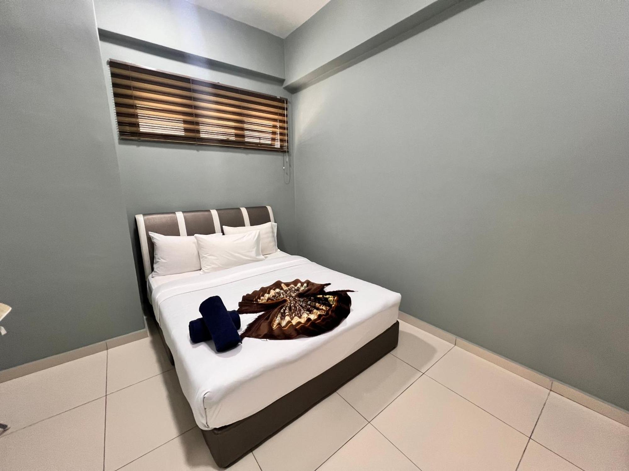 Apartment Blue Jade