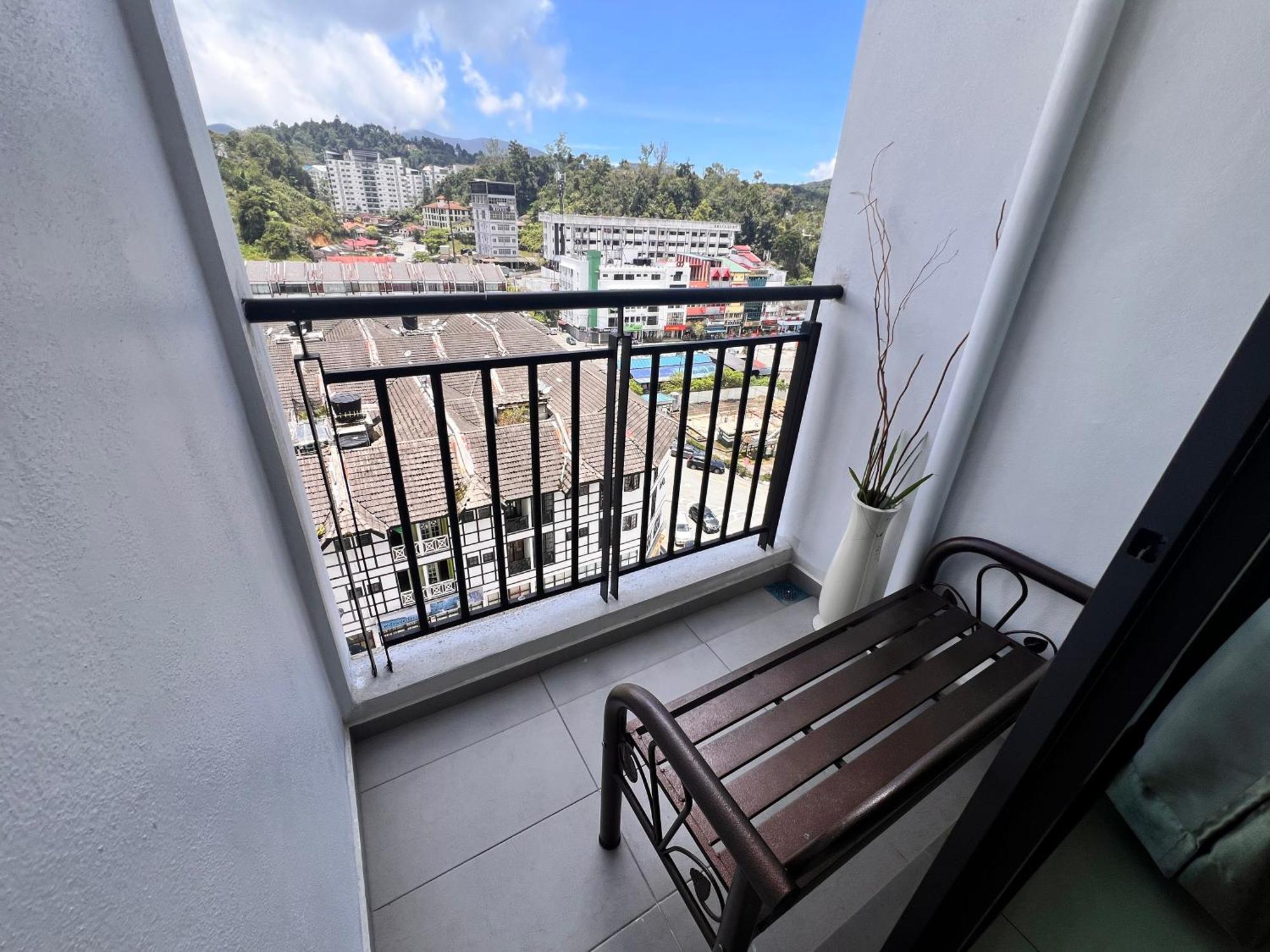 Blue Jade Apartment